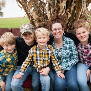 Meet your Posher, Nikki